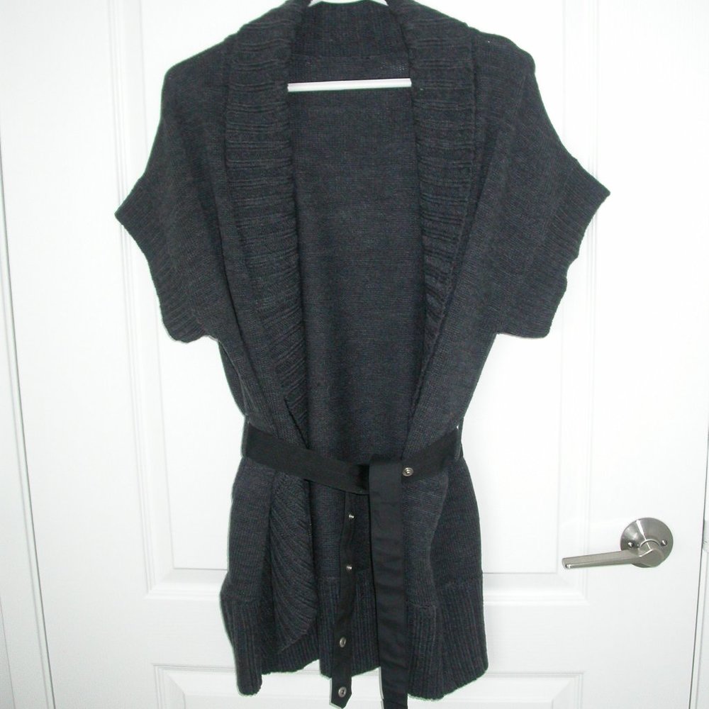 Grey Short Sleeved Sweater